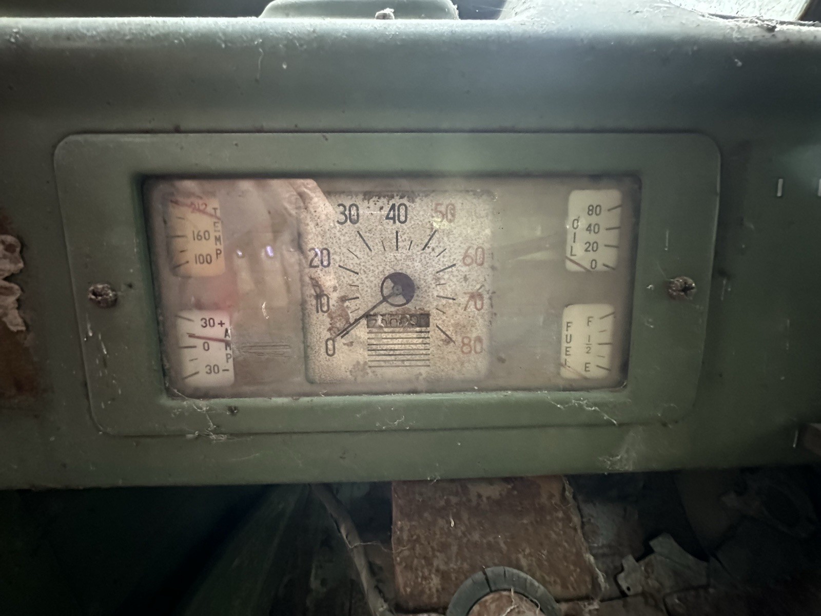 International-Harvester-K3-1941-Standard-Cab-Pickup-4