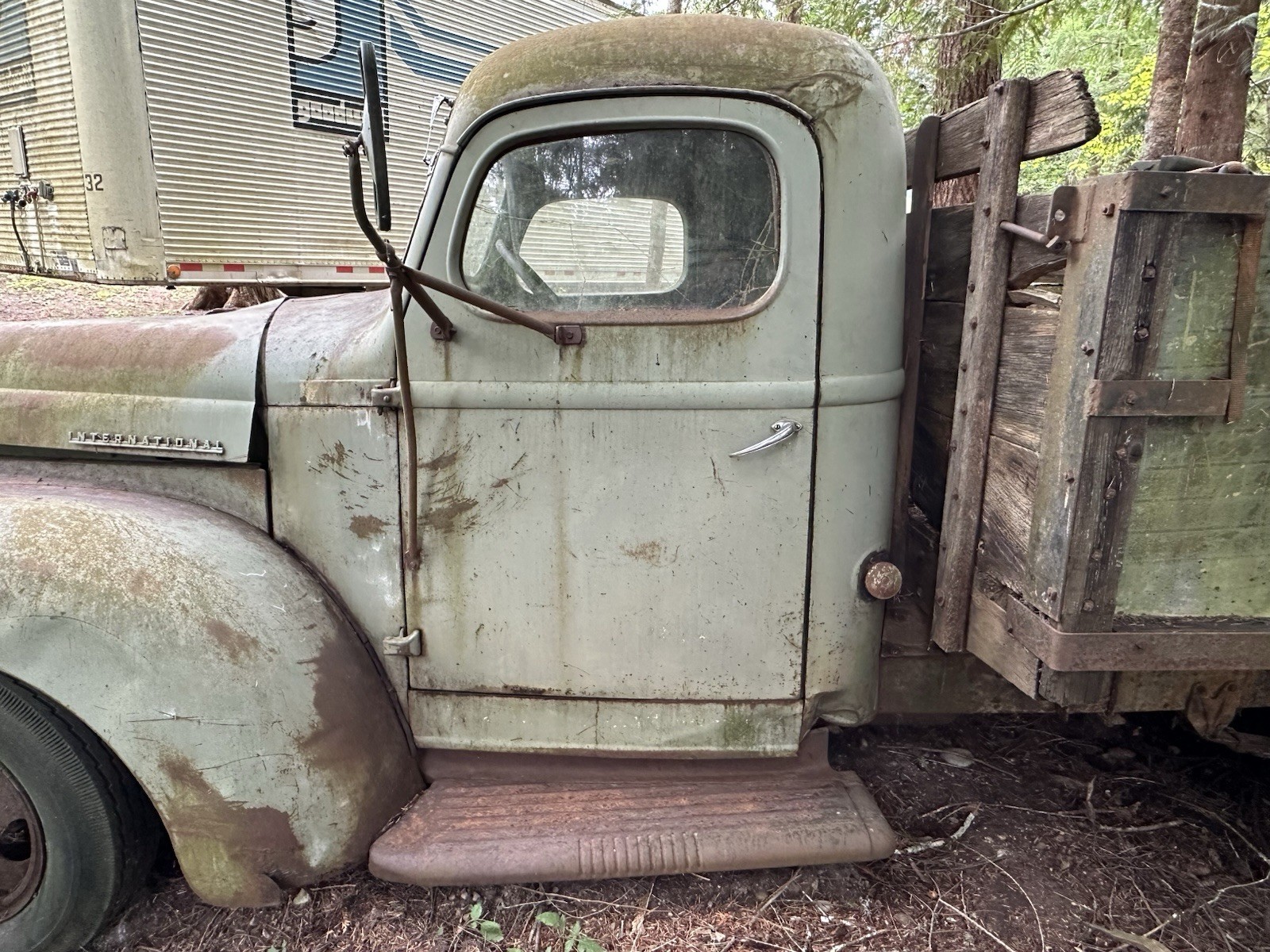 International-Harvester-K3-1941-Standard-Cab-Pickup-6