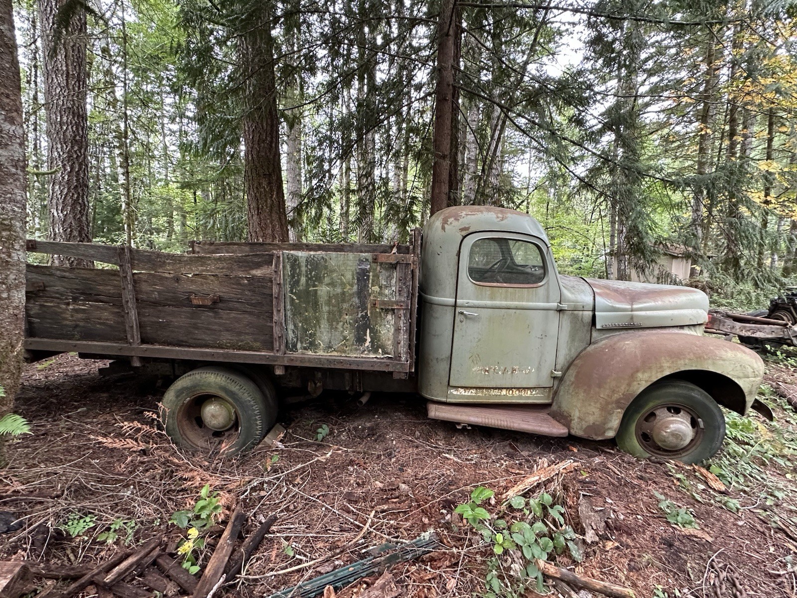 International-Harvester-K3-1941-Standard-Cab-Pickup