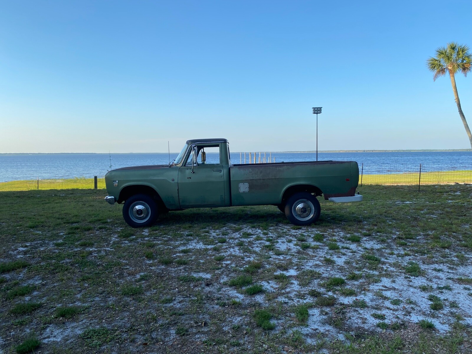 International-Harvester-Other-Pickups-1971-pickup-2