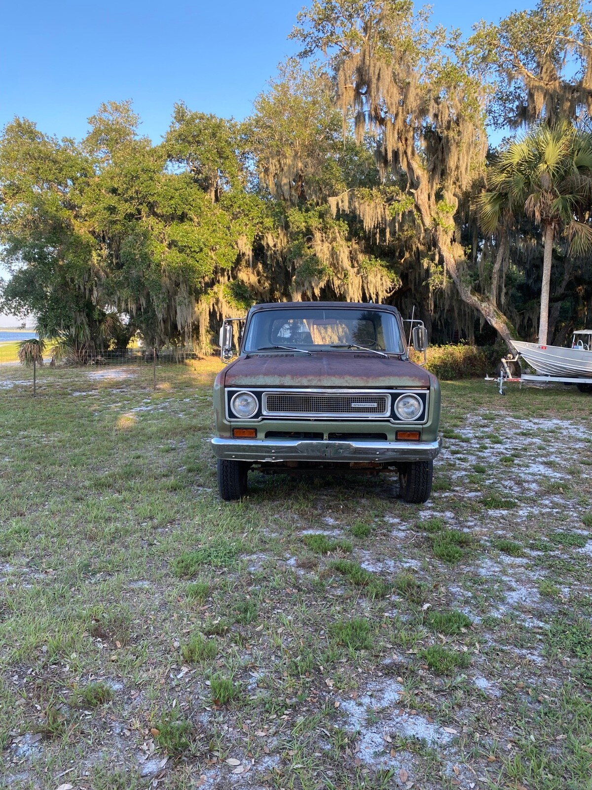International-Harvester-Other-Pickups-1971-pickup-4