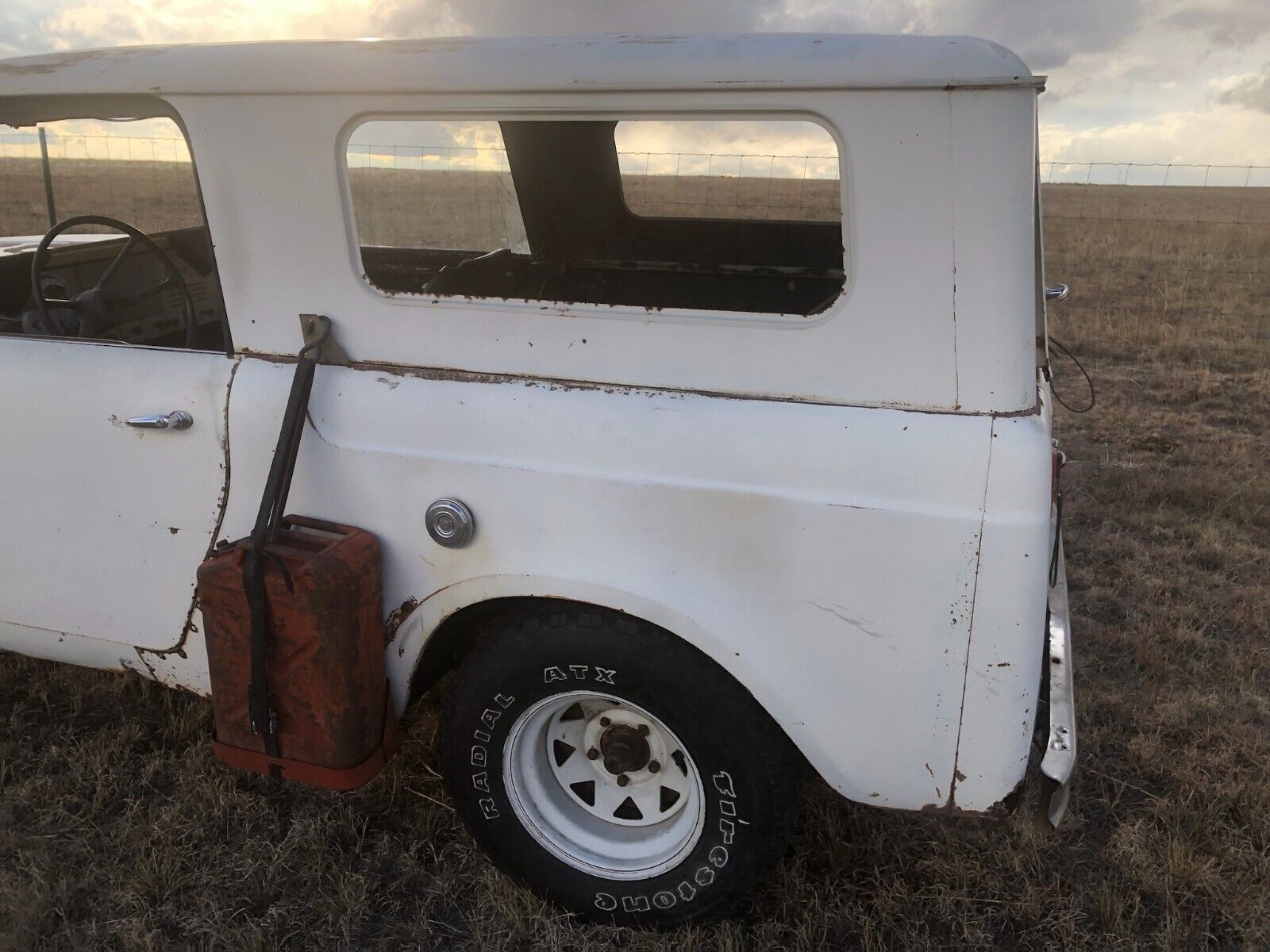 International-Harvester-Scout-1963-11