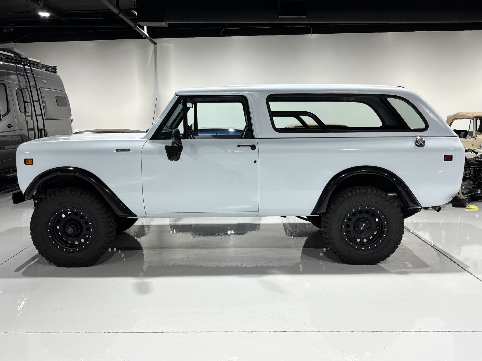International-Harvester-Scout-1980-11