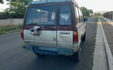 Isuzu-Trooper-1985-SUV-1