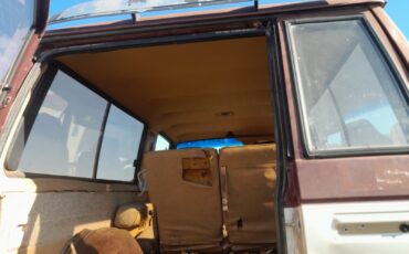 Isuzu-Trooper-1985-SUV-6