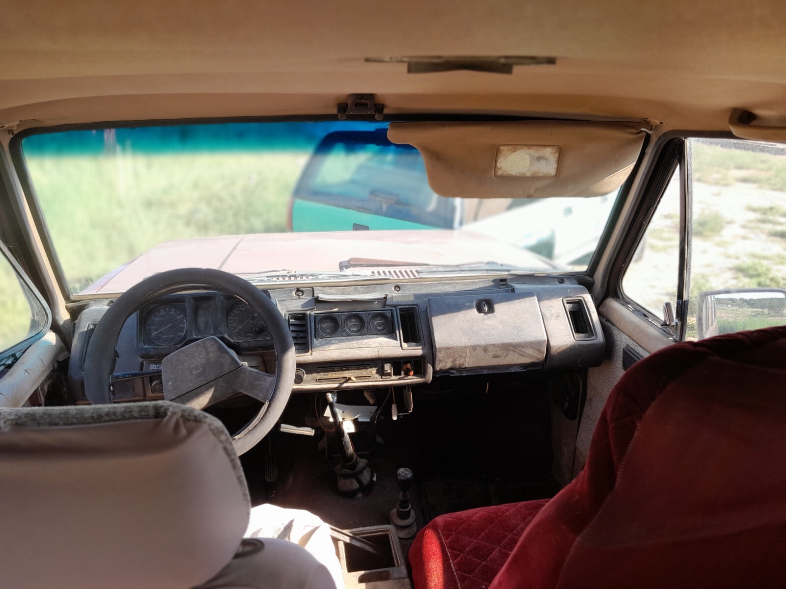Isuzu-Trooper-1985-SUV-7