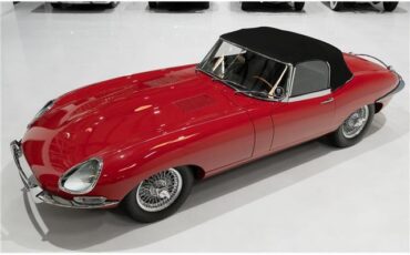 Jaguar-E-Type-1961-Roadster-10