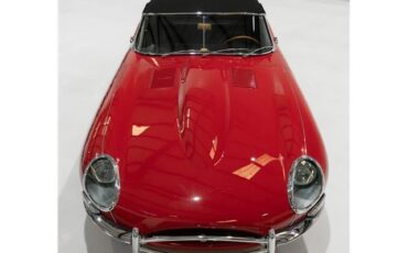 Jaguar-E-Type-1961-Roadster-12