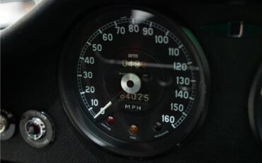 Jaguar-E-Type-1961-Roadster-17