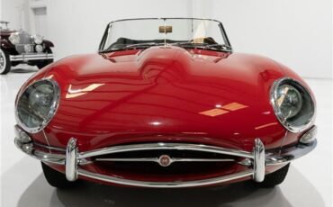 Jaguar-E-Type-1961-Roadster-3
