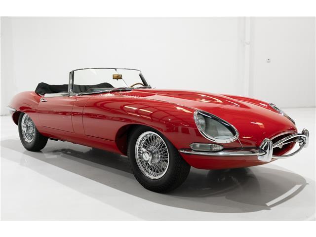 Jaguar-E-Type-1961-Roadster-4