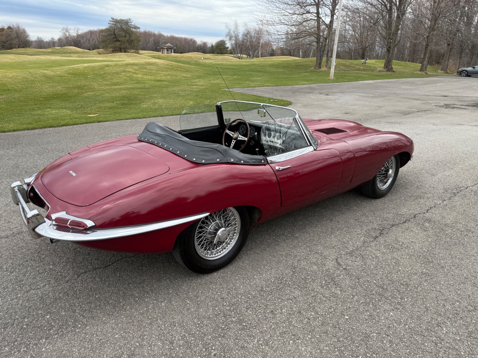 Jaguar-E-Type-1963-1