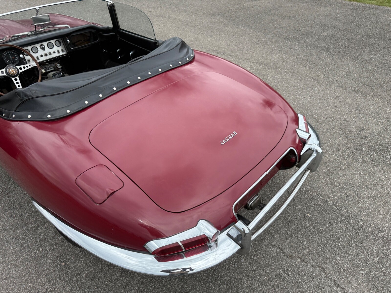 Jaguar-E-Type-1963-12