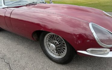 Jaguar-E-Type-1963-13