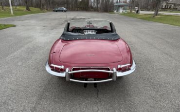 Jaguar-E-Type-1963-2