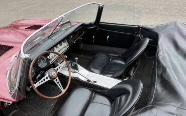 Jaguar-E-Type-1963-7