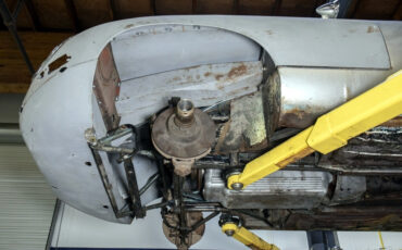 Jaguar-E-Type-1963-Coupe-22