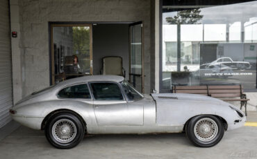 Jaguar-E-Type-1963-Coupe-5