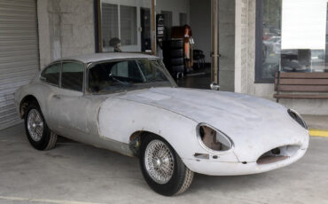 Jaguar-E-Type-1963-Coupe-6