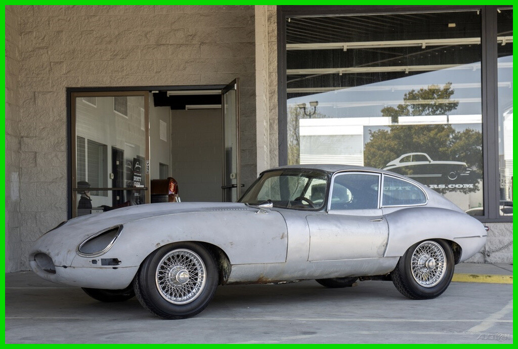 Jaguar-E-Type-1963-Coupe