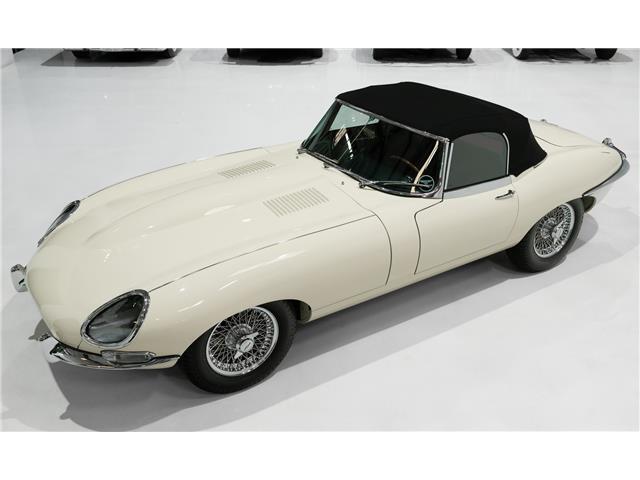 Jaguar-E-Type-1963-Roadster-10