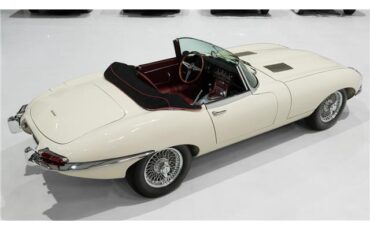 Jaguar-E-Type-1963-Roadster-11
