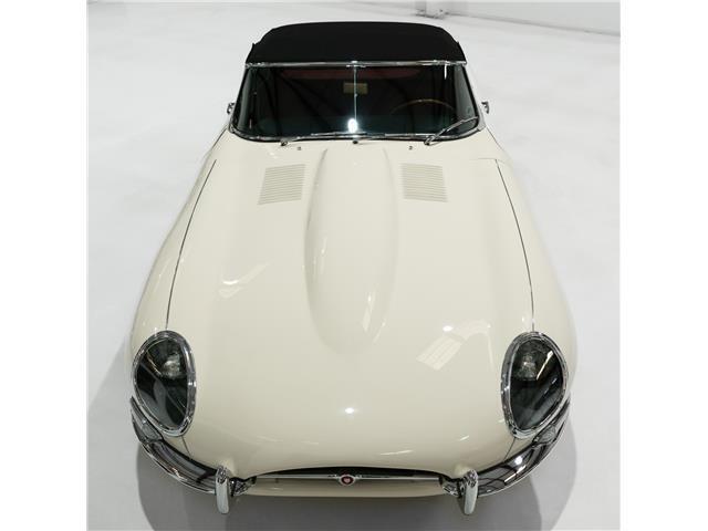 Jaguar-E-Type-1963-Roadster-13