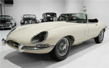 Jaguar-E-Type-1963-Roadster-2