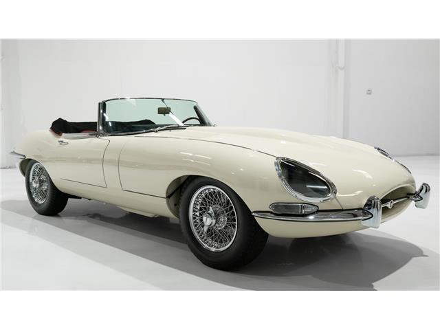 Jaguar-E-Type-1963-Roadster-4