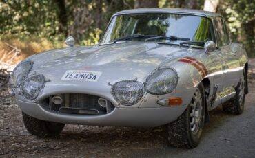 Jaguar-E-Type-1965-Coupe-1