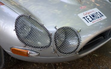 Jaguar-E-Type-1965-Coupe-25