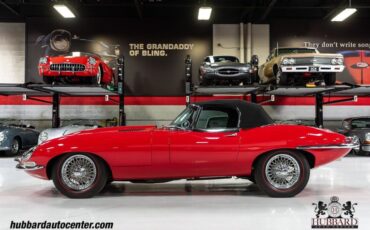 Jaguar-E-Type-1966-Convertible-11