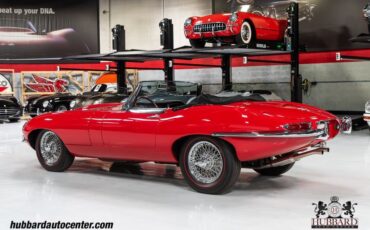 Jaguar-E-Type-1966-Convertible-5