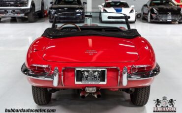 Jaguar-E-Type-1966-Convertible-6