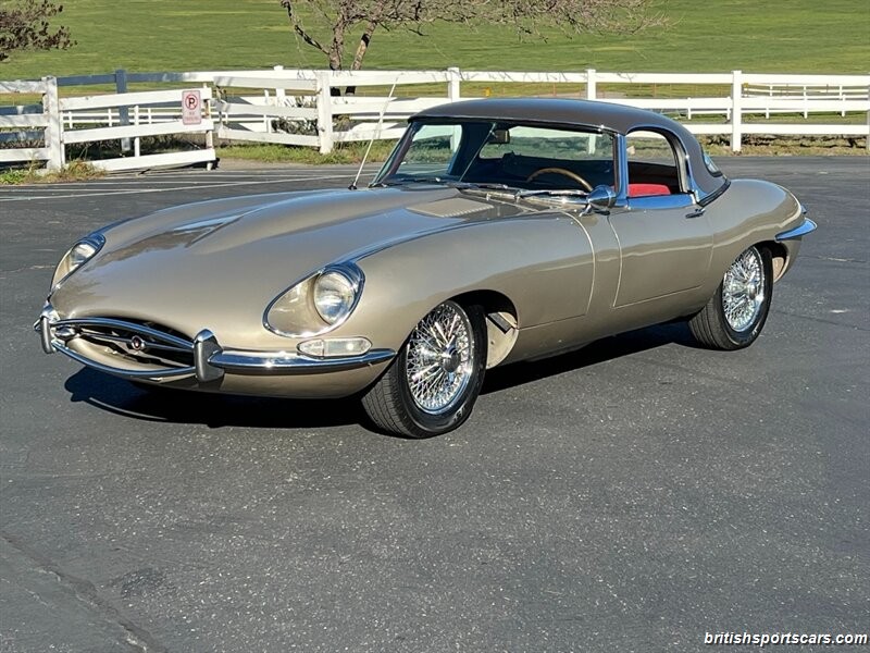 Jaguar-E-Type-1967-Convertible