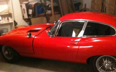 Jaguar-E-Type-1967-Coupe-13