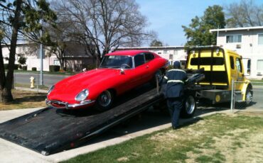 Jaguar-E-Type-1967-Coupe-18