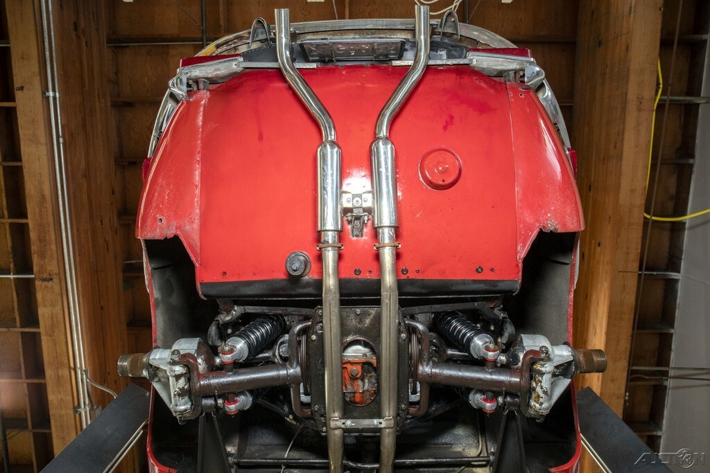 Jaguar-E-Type-1969-Convertible-17