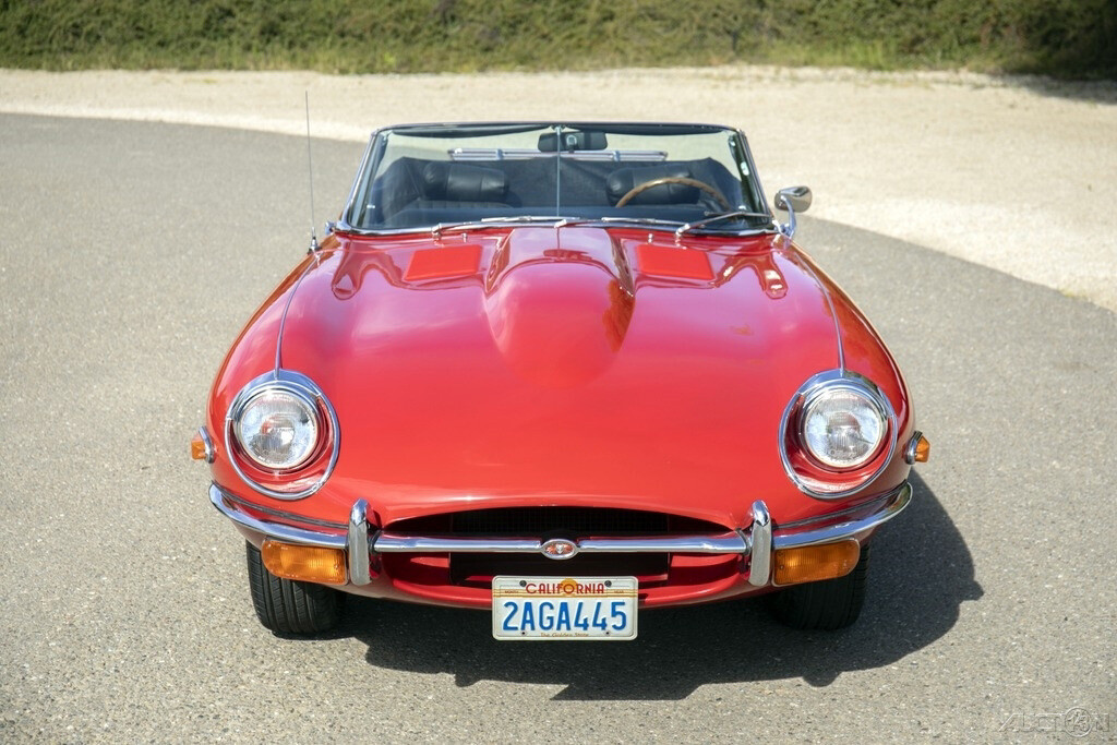 Jaguar-E-Type-1969-Convertible-7