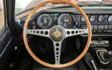 Jaguar-E-Type-1969-Convertible-8