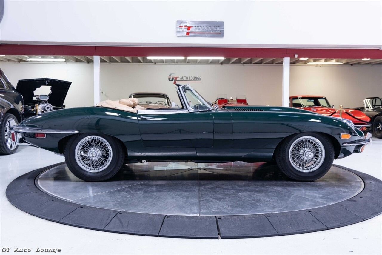 Jaguar-E-Type-1970-Convertible-3