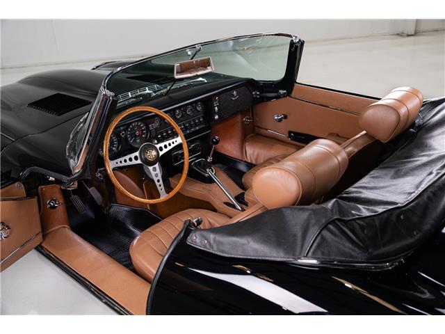 Jaguar-E-Type-1970-Roadster-15