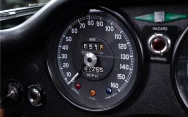 Jaguar-E-Type-1970-Roadster-17