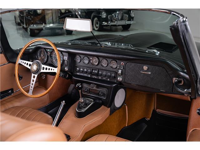 Jaguar-E-Type-1970-Roadster-20