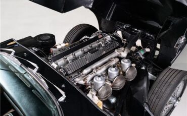 Jaguar-E-Type-1970-Roadster-21