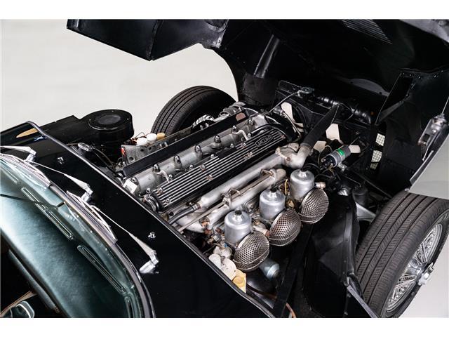 Jaguar-E-Type-1970-Roadster-21