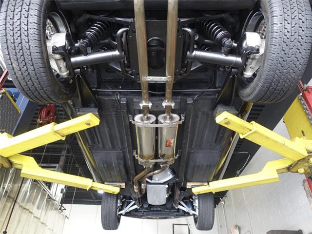 Jaguar-E-Type-1970-Roadster-22