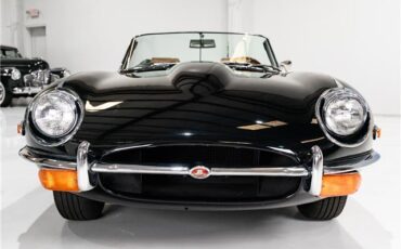 Jaguar-E-Type-1970-Roadster-3