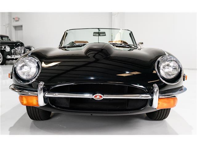 Jaguar-E-Type-1970-Roadster-3
