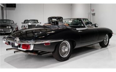 Jaguar-E-Type-1970-Roadster-6